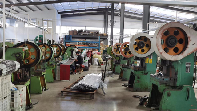 Cangzhou Mingju Hardware Products Co., Ltd. Sheet metal stamping parts