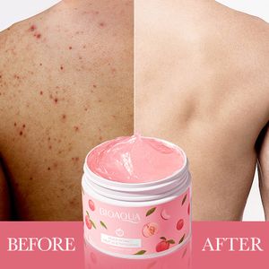Wholesale Oem Odm Obm Organic Fruit Strawberry Peach Exfolianting Whitening Moisturizing Face And Body Scrub