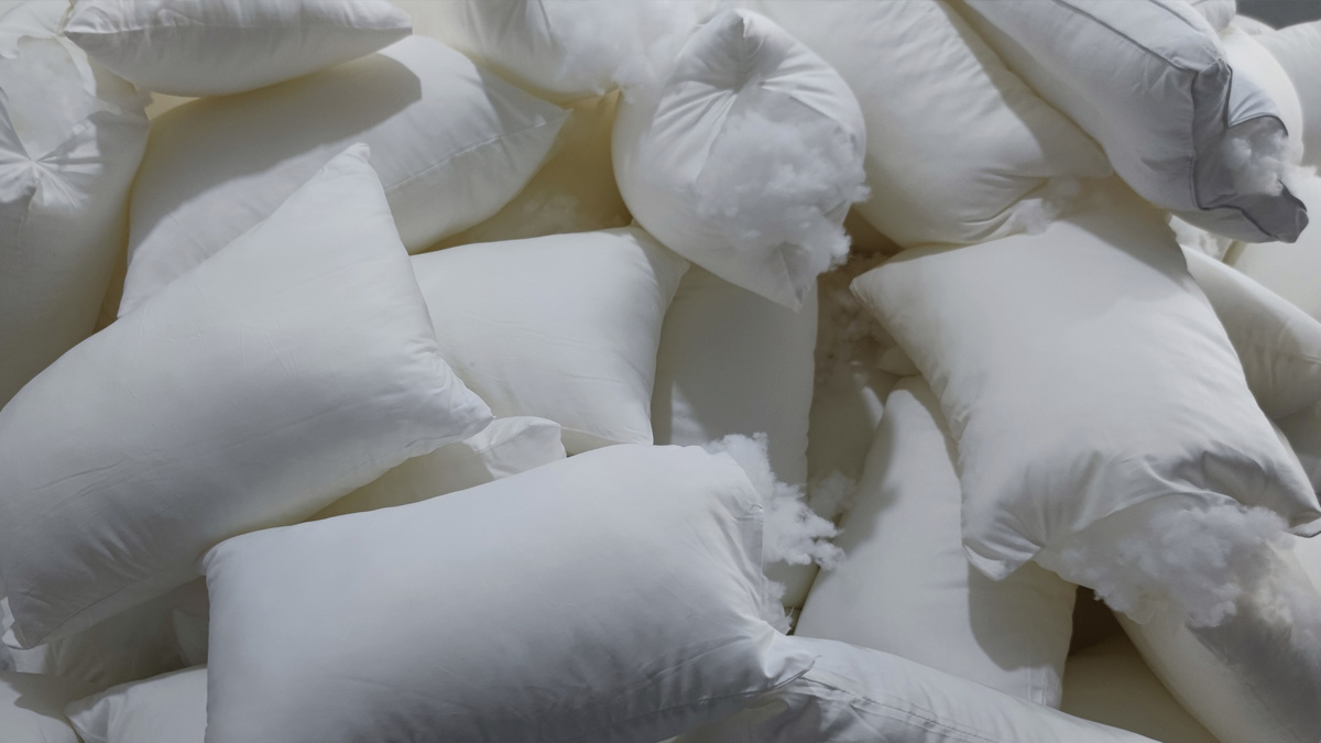 East West Supplies (Guangzhou) Co., Ltd. hotel duvet
