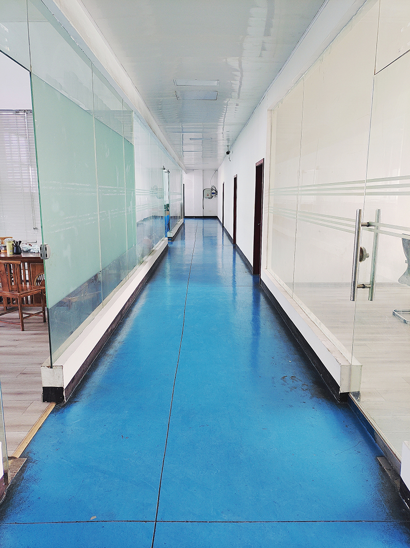 Taizhou Beky Plastic & Mould Co., Ltd. PET moulds
