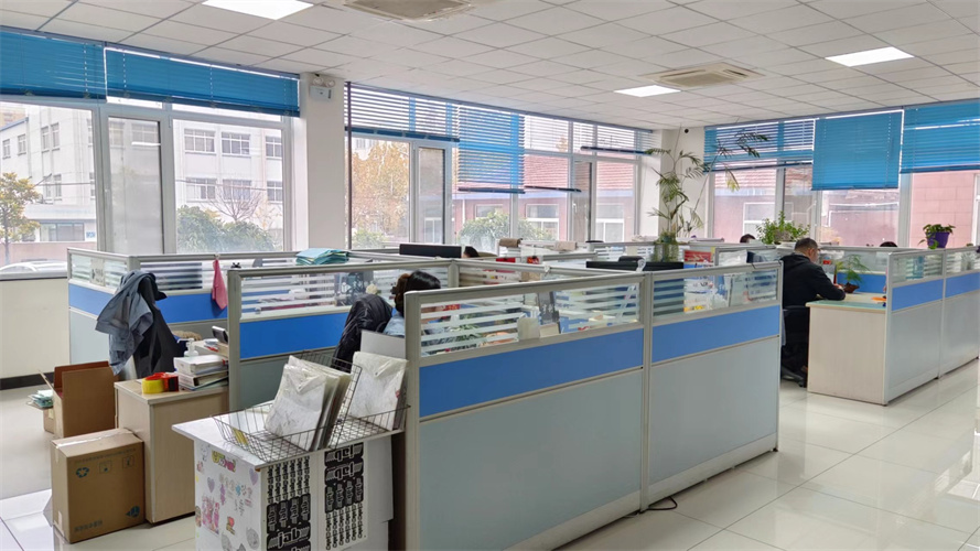 Yantai Yuanzhen Label Printing Co., Ltd. Holographic stickers