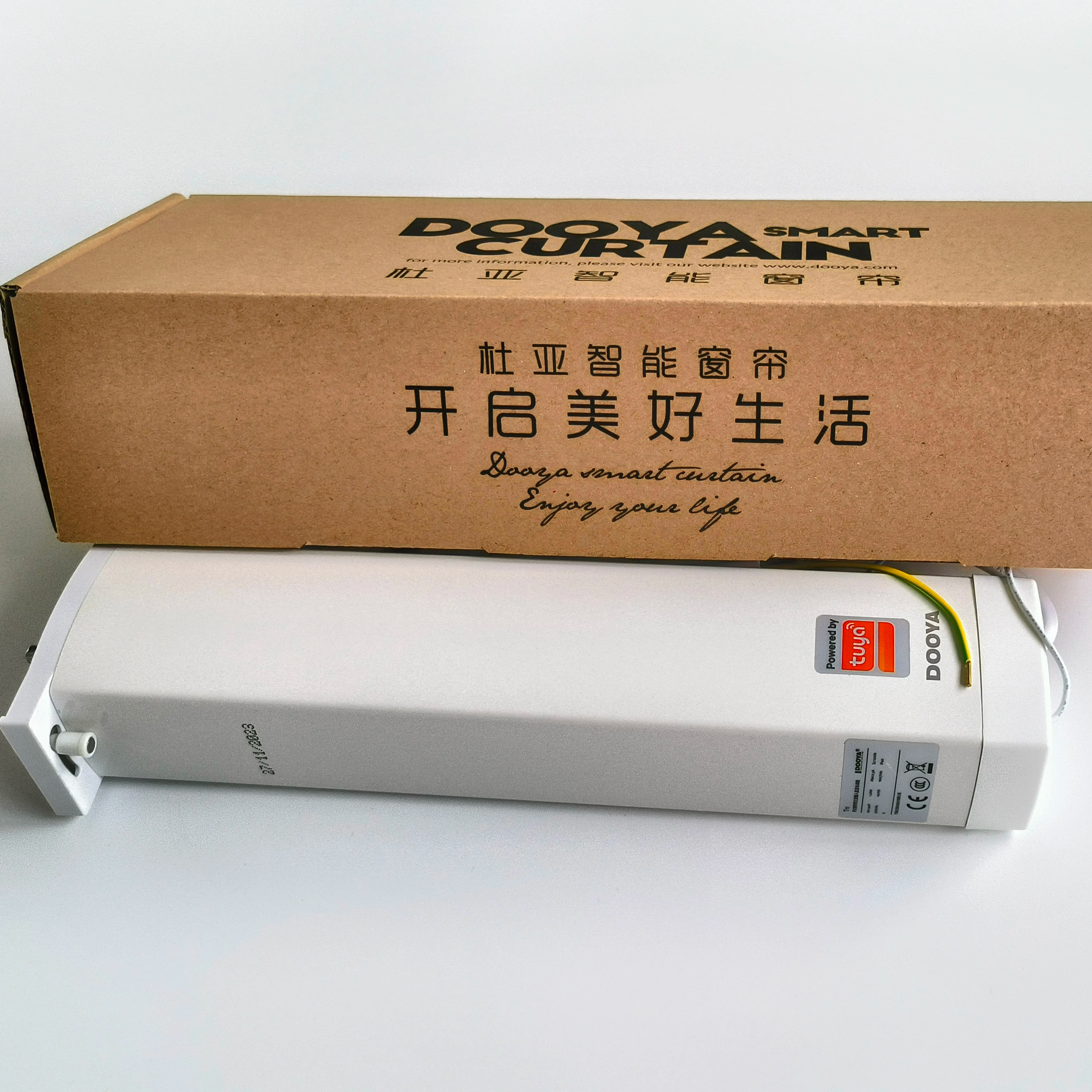 Guangzhou Premium Creative Window Blinds Co., Ltd. Super Silent Smart Home Motorized Curtain Track Kit Including Curtain Motor Dooya Tuya Zigbee Wifi Motor for Hotel Project