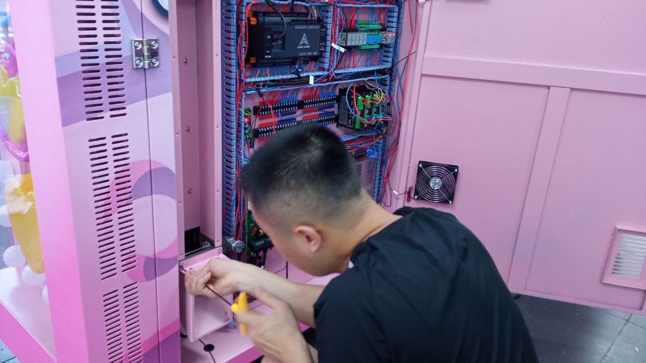 Guangzhou Fun Vending Electronic Technology Co., Ltd. factory image 4