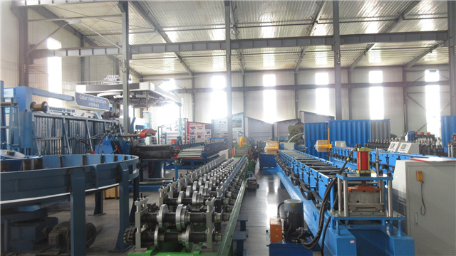 Cangzhou Zhongtuo Cold Roll Forming Machinery Co., Ltd. Glazed Tile Roll Forming Machine