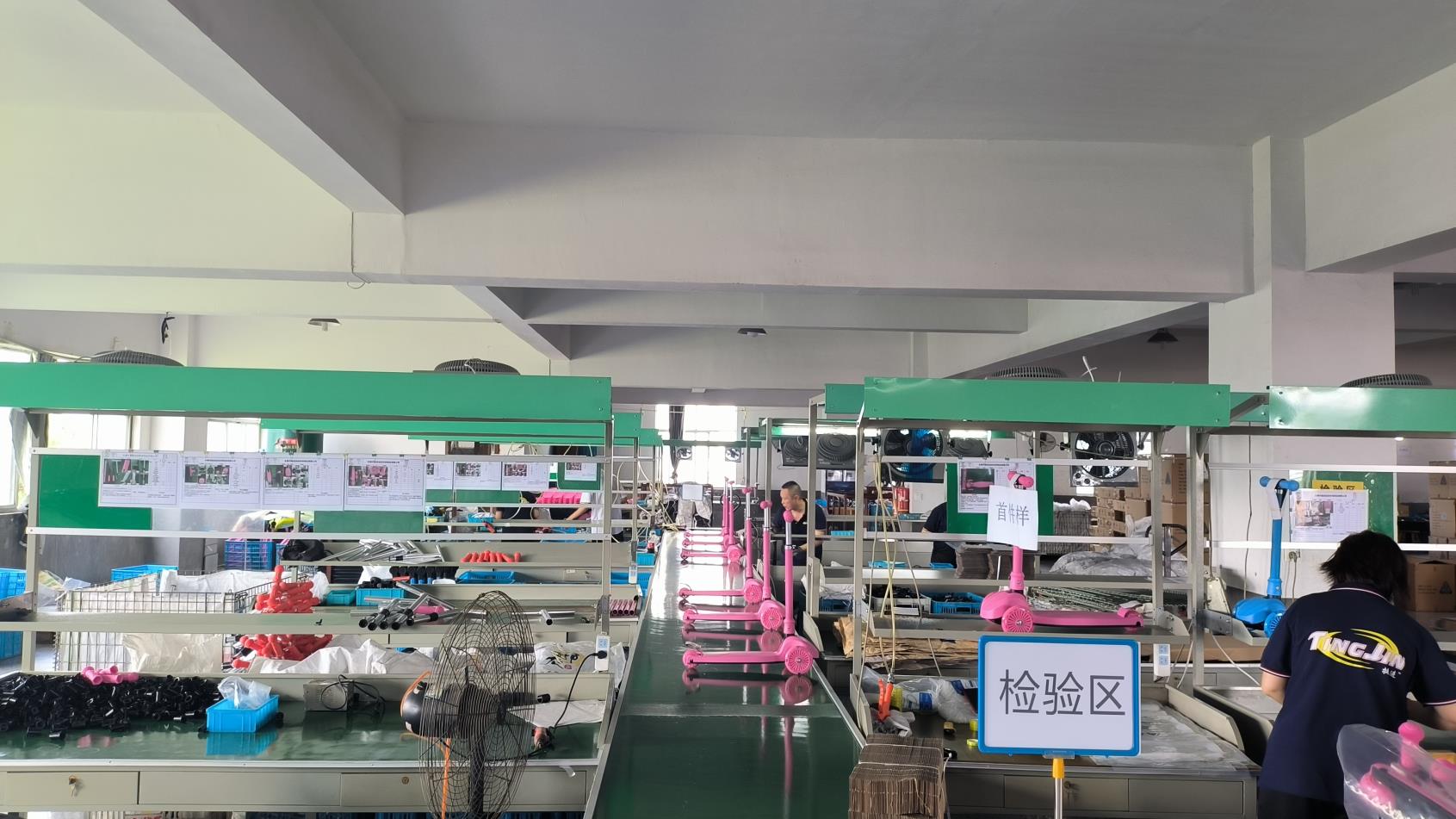 Yongkang Tingjin Sport Leisure Articles Co., Ltd. Three-wheel Scooter