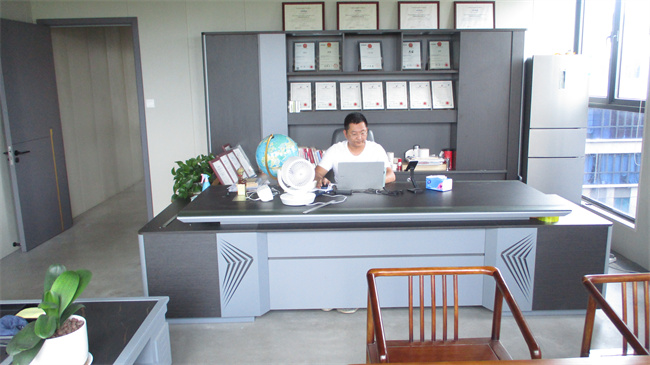 Hunan New Printing Paper Products Co.,Ltd Shipping label