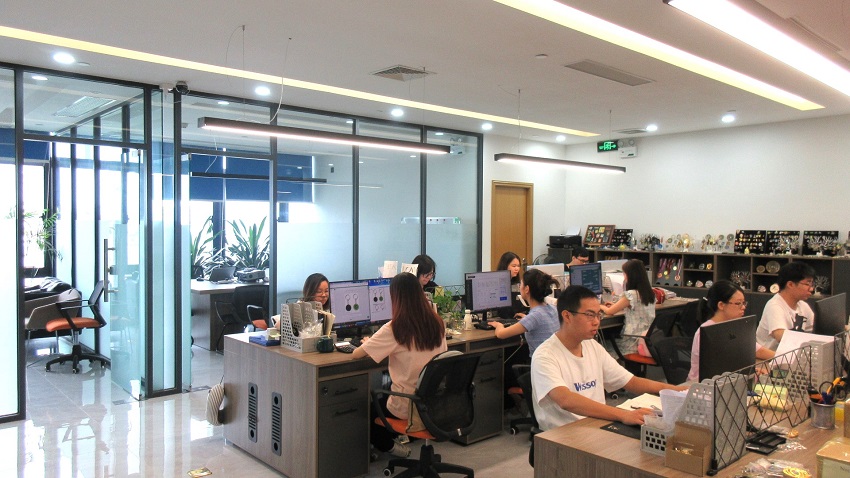 Zhongshan Yingyao Metal Product Co., Ltd. Badge