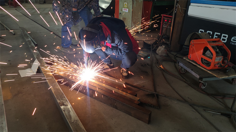 Hubei Huanshan Intelligent Technology Co., Ltd. Industrial Doors
