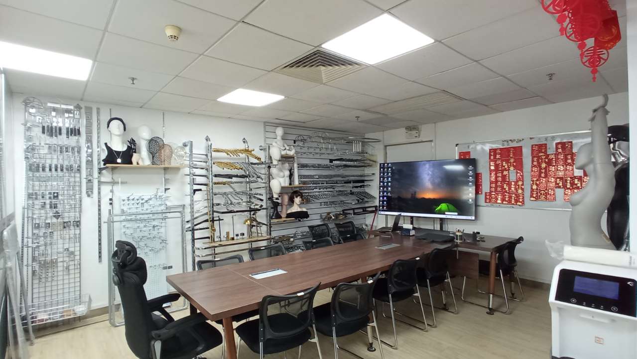 Ownway Display Equipment (Guangzhou) Co., Ltd. Garment Racks