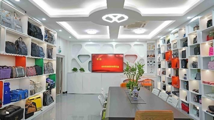 Shenzhen Charming Luggage Co., Ltd. Backpacks