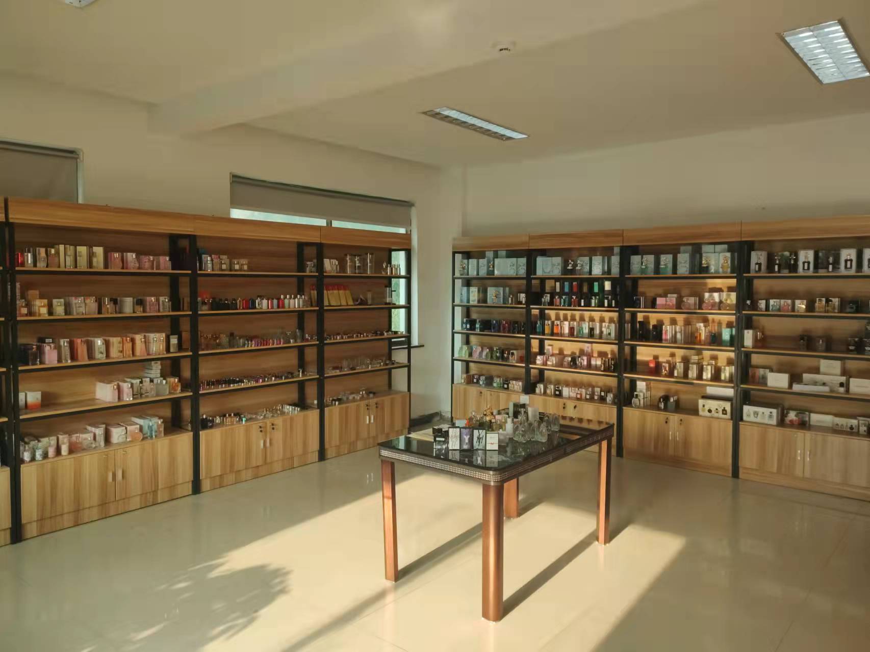 Guangzhou Yue Aiya Cosmetics Co., Ltd. perfume