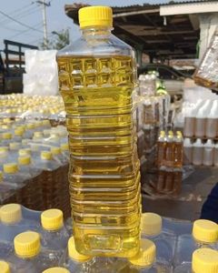 Wholesale cheap price 100% Refined Best Sun Flower Oil 100% Refined Sunflower Cooking Oil.