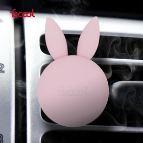Wingene Technology (Dong Guan) Co, Ltd Fscool 2024 Auto Car Air Freshener Customized logo Car Scent Diffuser with Vent Clip Car Outlet Aromatherapy