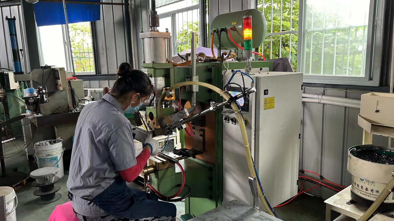 Anhui Ruikai International Trade Co., Ltd. Shock Absorber