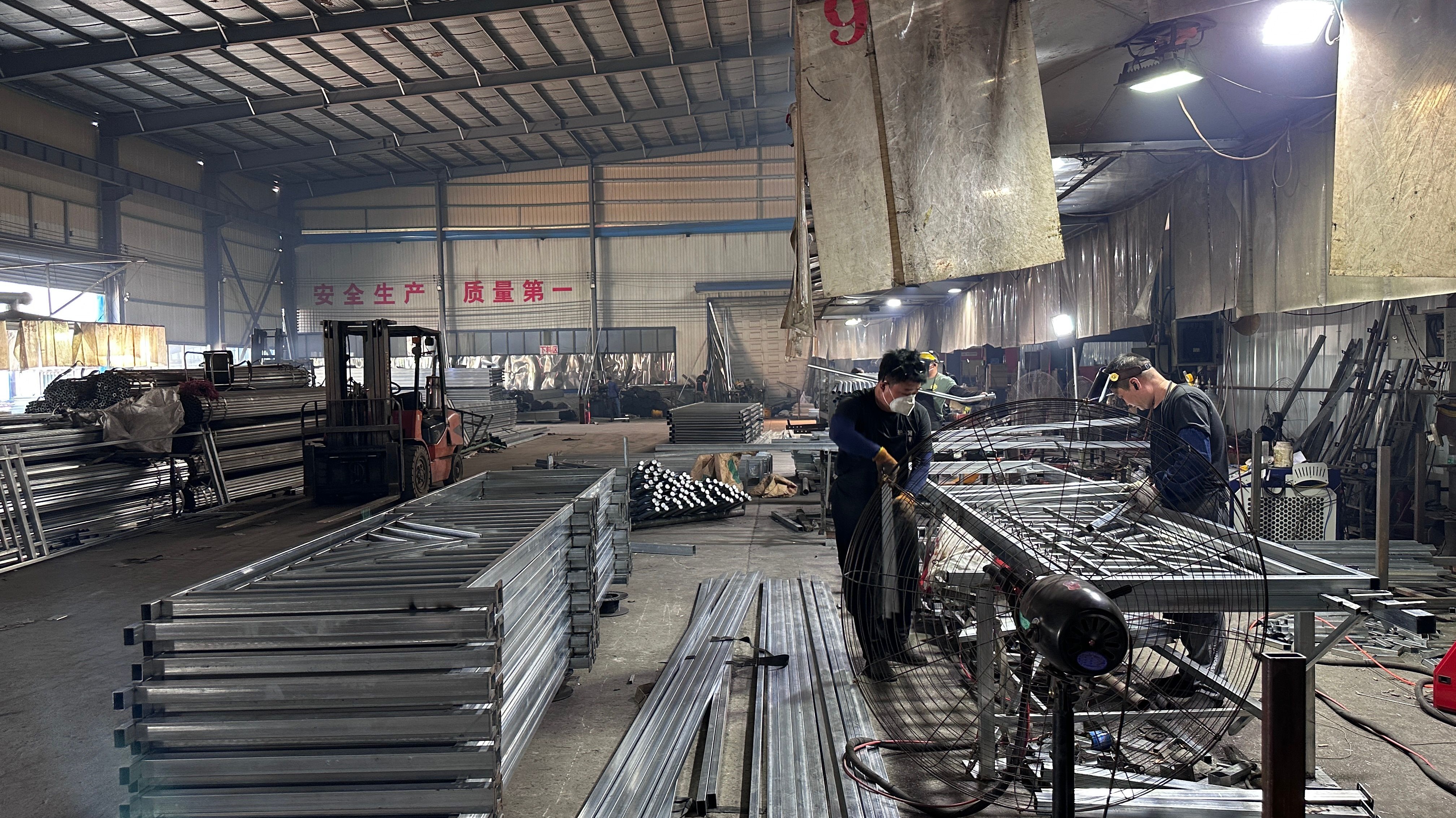Anping Pari Metal Products Co., Ltd. wire mesh fence