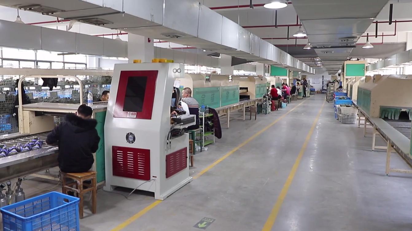 Taizhou Linfeng Shoes Co., Ltd. factory image 5