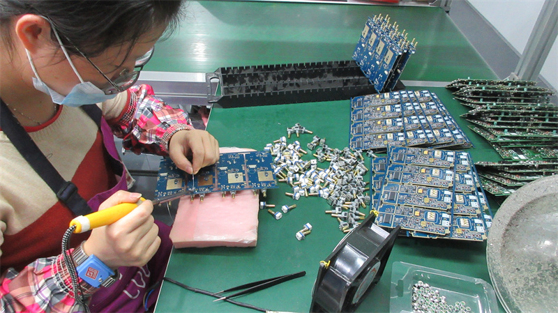 Quanzhou Yanton Electronics Co., Ltd. Walkie Talkies