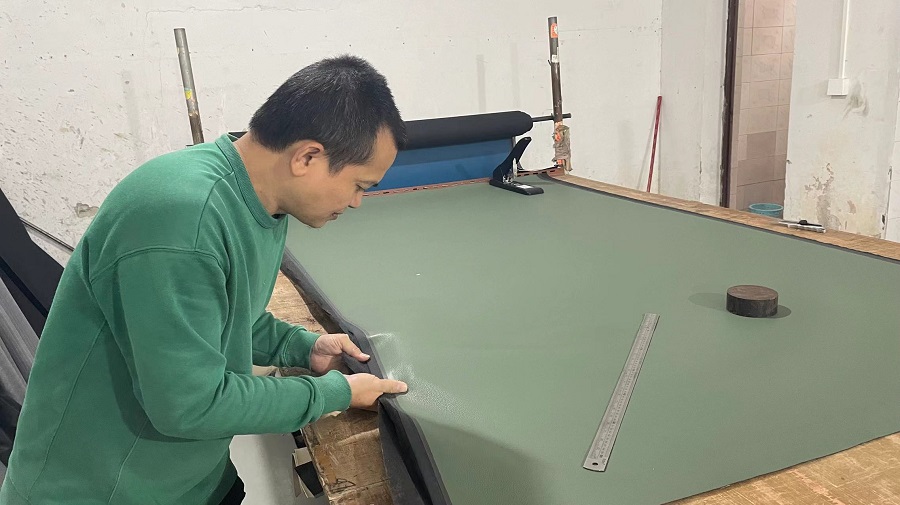 Yiwu Zhenxin Leather Co., Ltd. Wallets