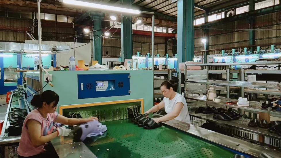 Guangdong Xixitiao New Material Technology Co., Ltd. Cotton Slippers