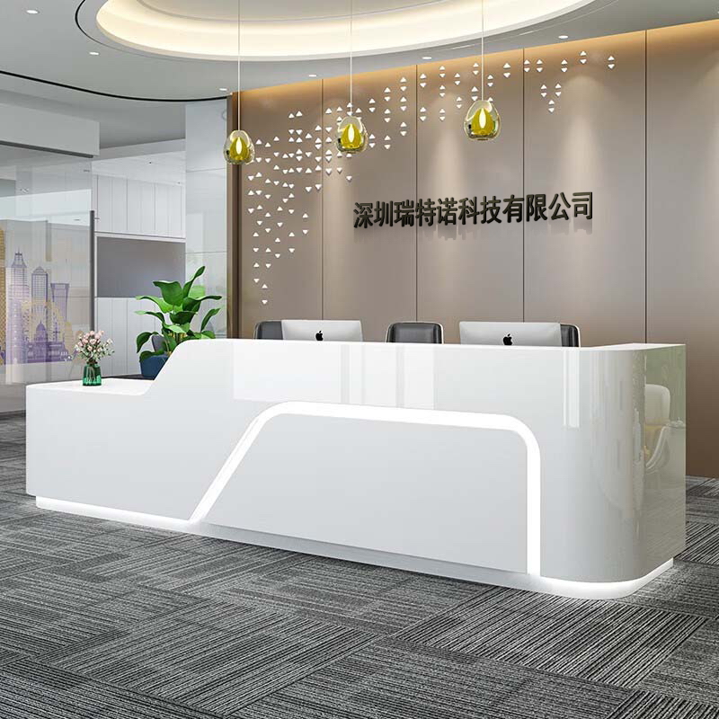 Shenzhen Ratonew Technology Co., Ltd. Table lamp