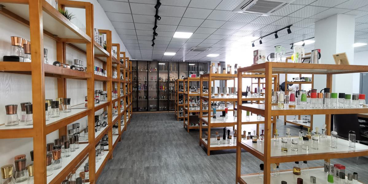 Ningbo Chefshere Kitchen Technology Co., Ltd. Salt and pepper mills