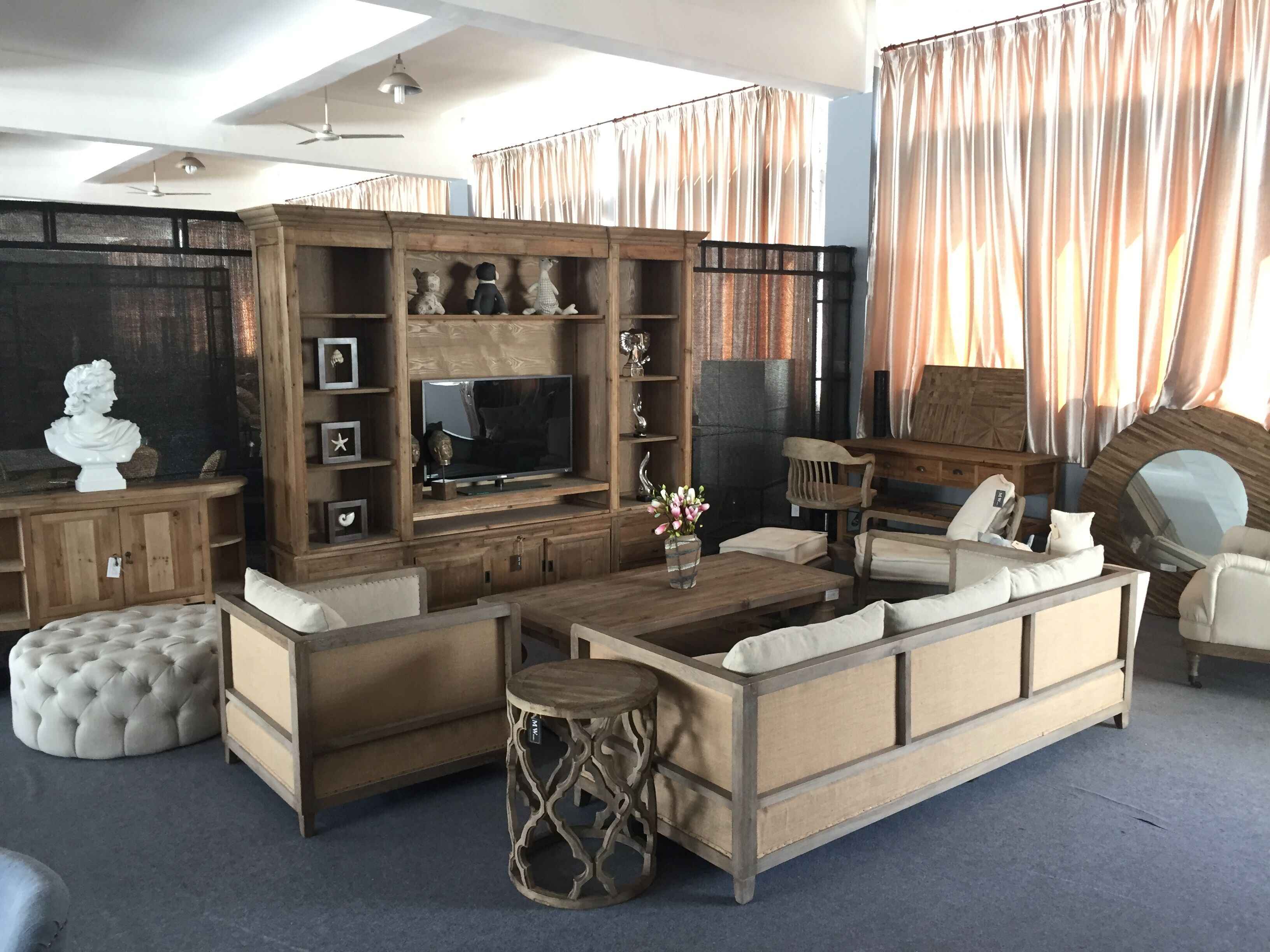 NINGBO MRS WOODS HOME FURNISHINGS CO., LTD. Coffee Table