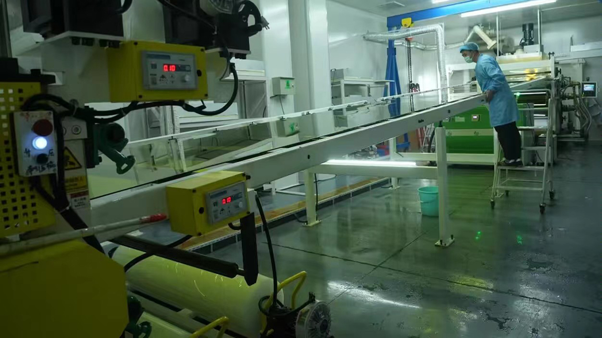 Xinland Laser Co., Ltd. Laser safety glasses