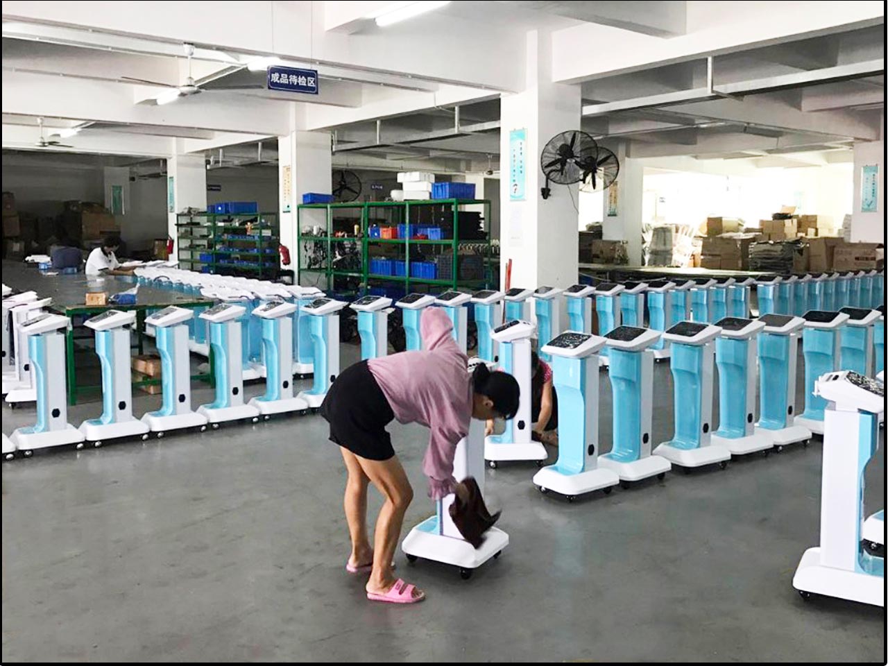 Shenzhen Meidi Beauty Salon Equipment Co., Ltd. factory image 2