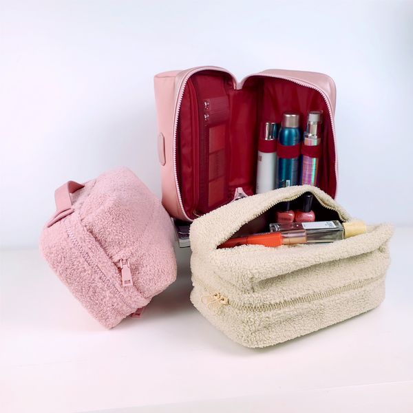luxury High Quality puffy pink Large Capacity storage makeup Organizer bag cosmetic bags Manufacturers for women Wholesale