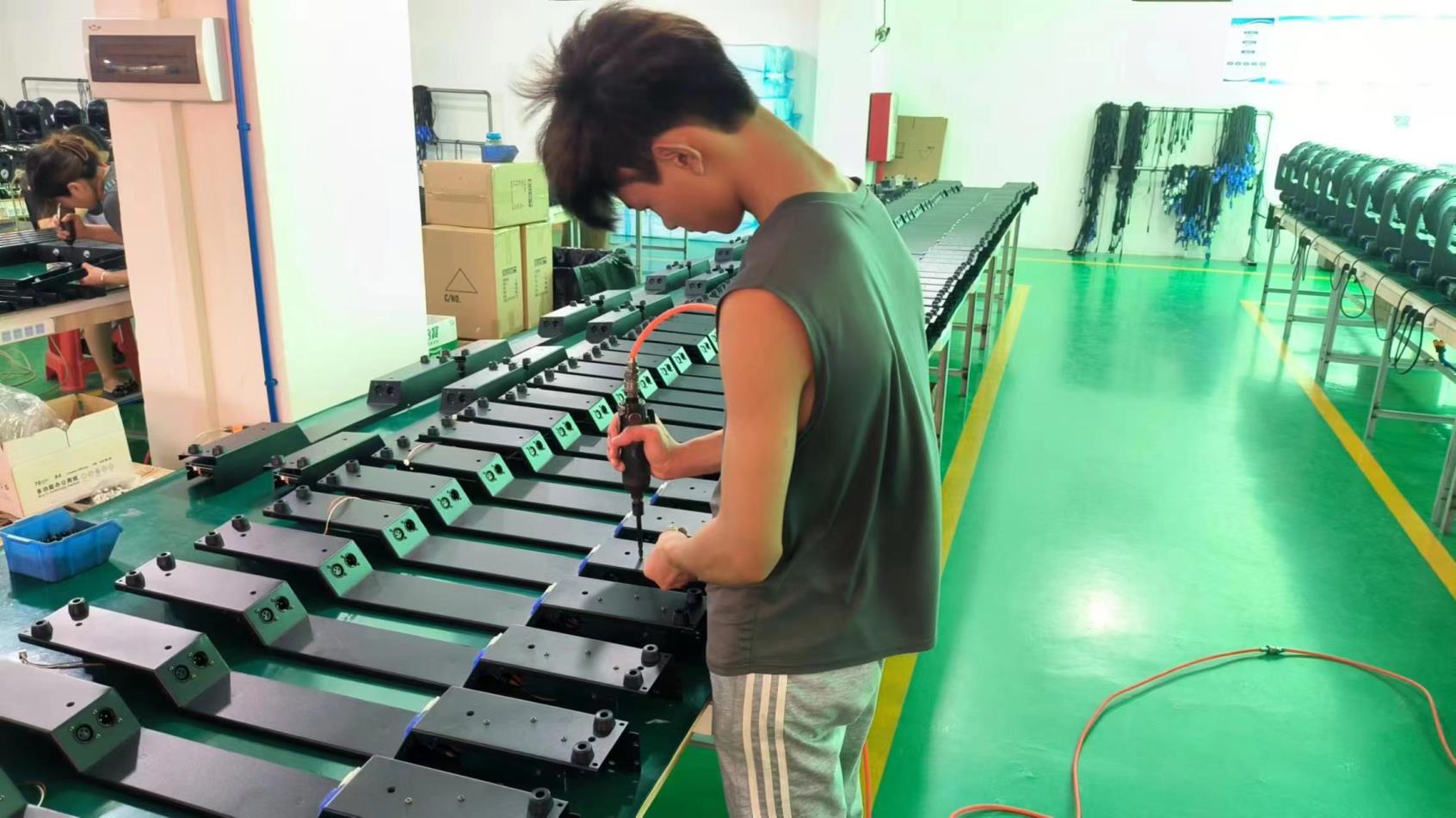 Shenzhen Yaopeng Wanshan Supply Chain Co., Ltd. Moving Head Lights