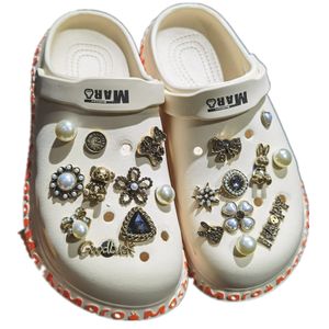 2024 CWS Retro rhinestone bear rabbit shoe pearl gem flower letter hole shoes shoe flower bow love set
