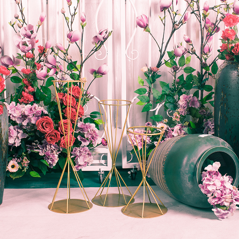 Yiwu Siliu Trading Co., Ltd. wedding flower decorations
