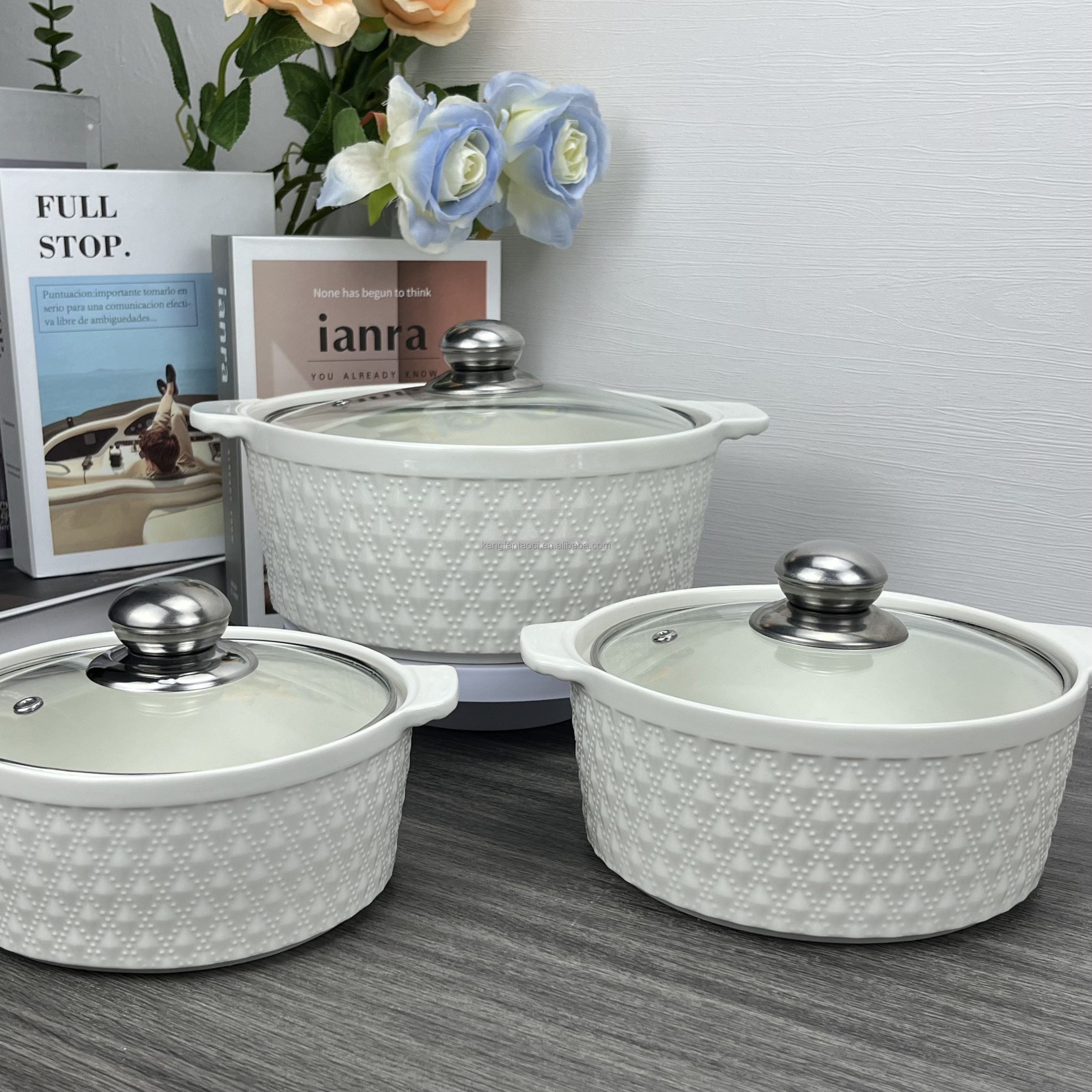Wholesale Kitchen Pots Casseroles Non Stick Cookware Sets and Bowl Dinnerware Plates Set Ceramic Soup Pot Cooking Pot Set