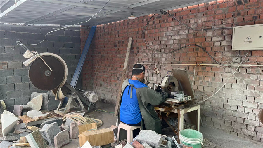 Donghai Pellocci Crystal Products Co., Ltd. Crystal Tumbled Stones
