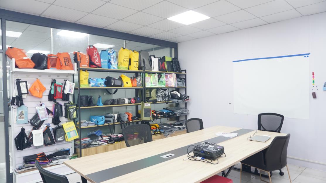 Shenzhen Zonysun Technology Co., Ltd. Waterproof Waist Bag