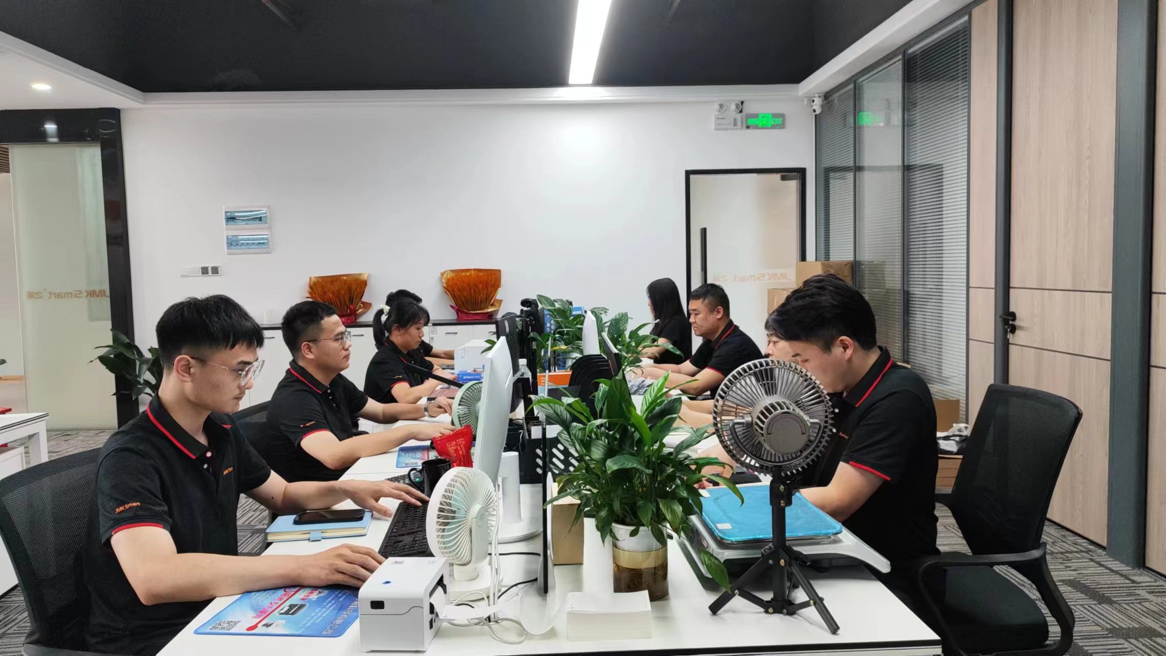 Shenzhen Huizhizhen Smart Technology Co., Ltd. Humidifier