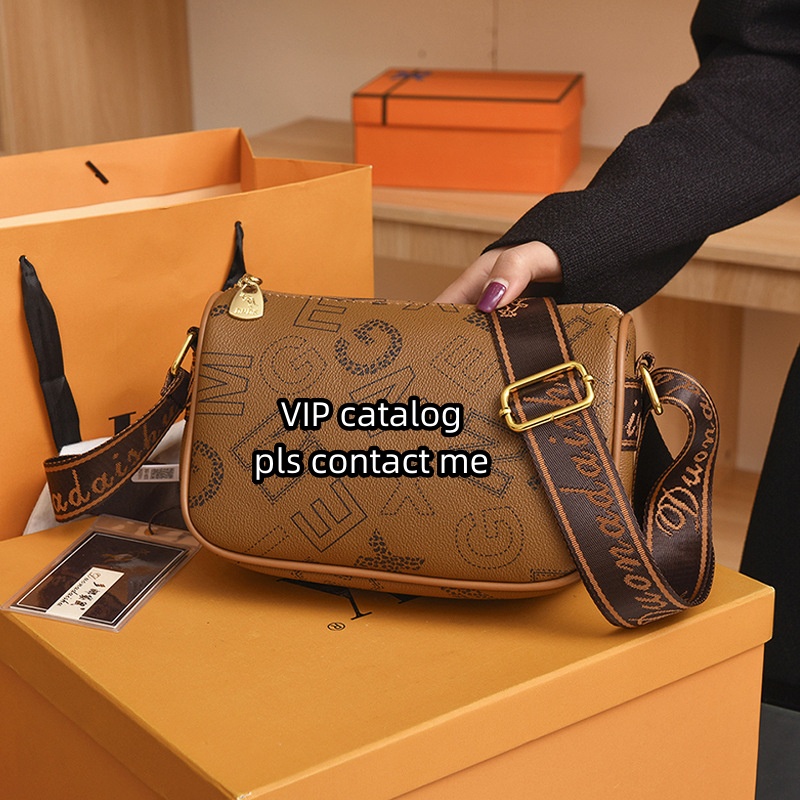 Yiwu Kang Barium Trading Co., Ltd. 2024 Brand Women's Luxury Bags Top Quality Printed Pillow Women's HandBags Brands Wholesale First Class Designer Bags