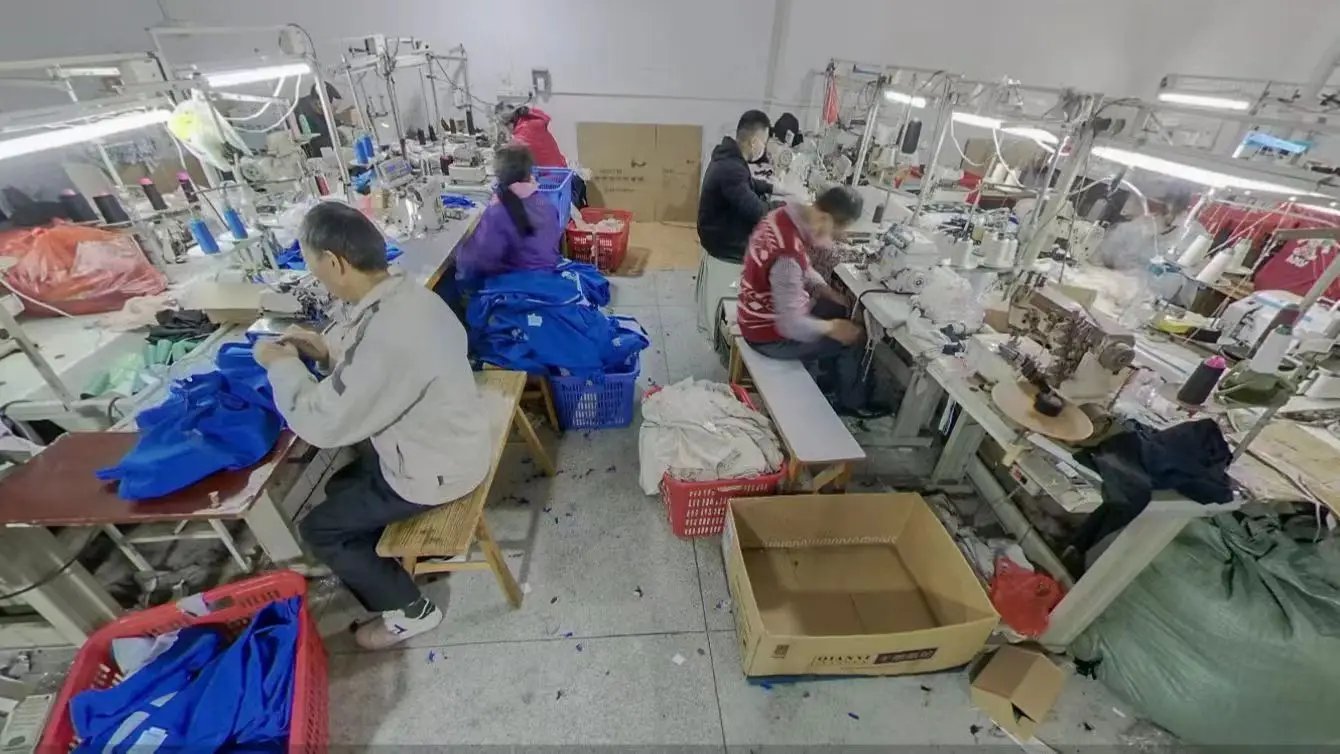 Guangzhou City Baiyun District Xinyueyi Garment Factory Sweatshirts