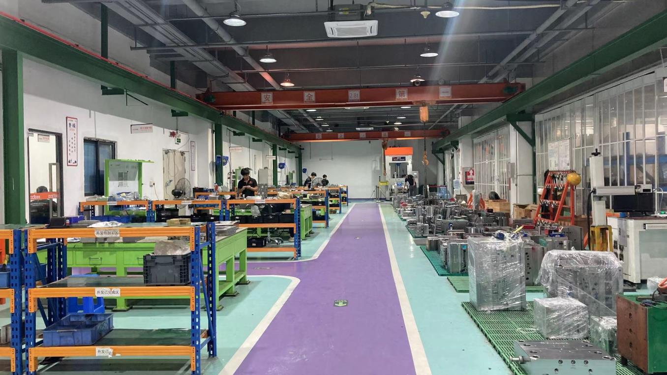 Shenzhen Gode Precision Mold Co., Ltd. factory image 4