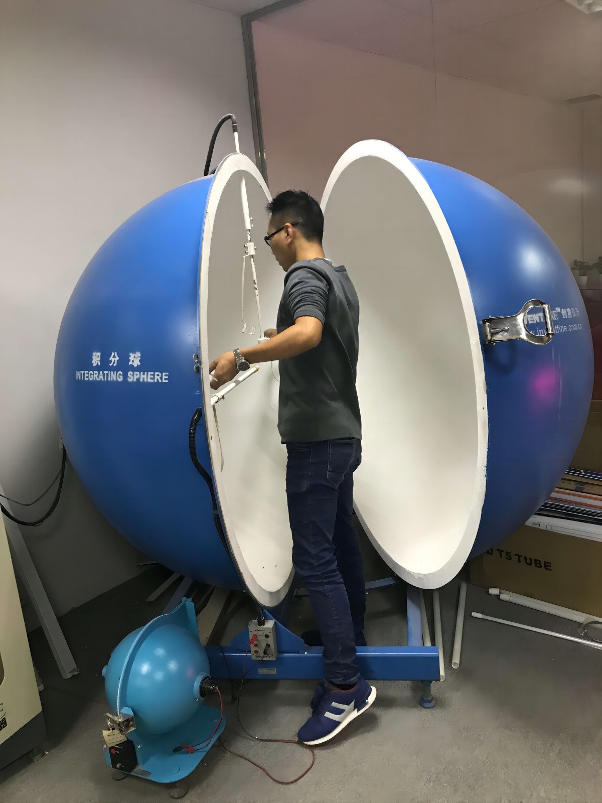 Shenzhen Afh Lighting Technology Co., Ltd. factory image 2