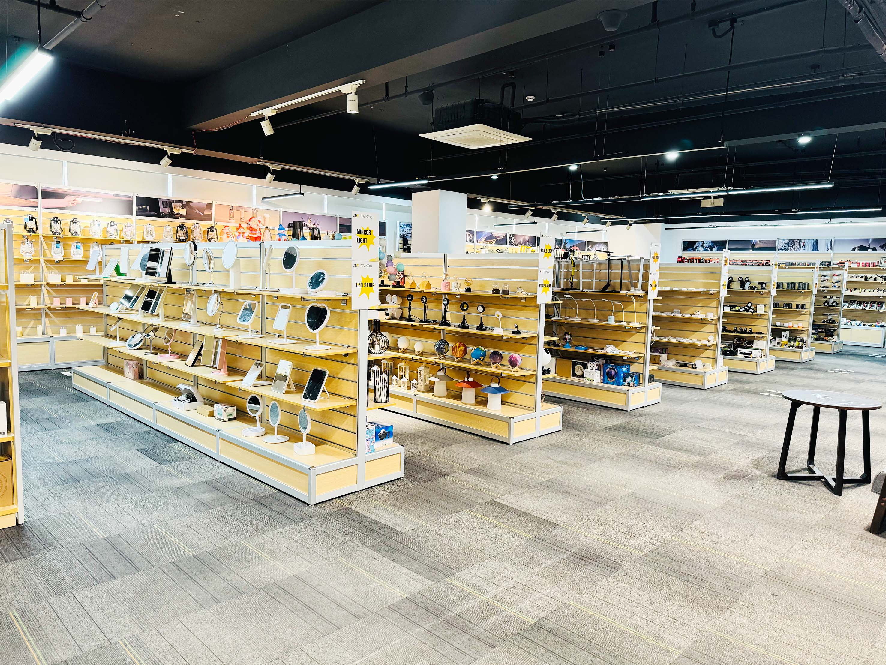 Ningbo Taikoo Electronics Co., Ltd. Cabinet Light