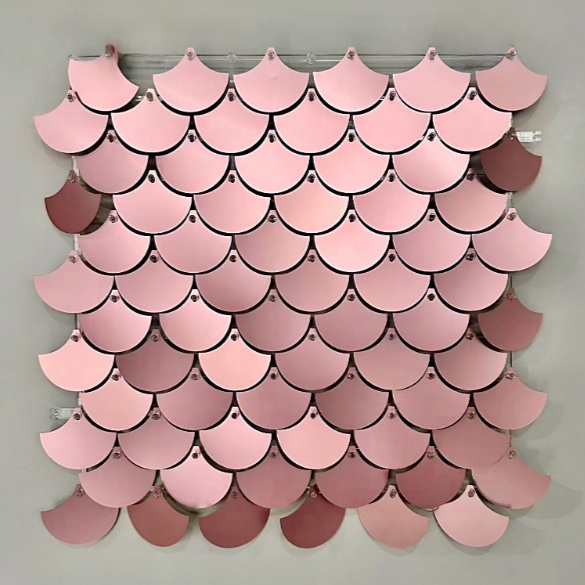 Guangzhou Creative Era Material Co., Ltd New Arrival Scale Shape Wedding Party Decoration Shimmer Wall Panels