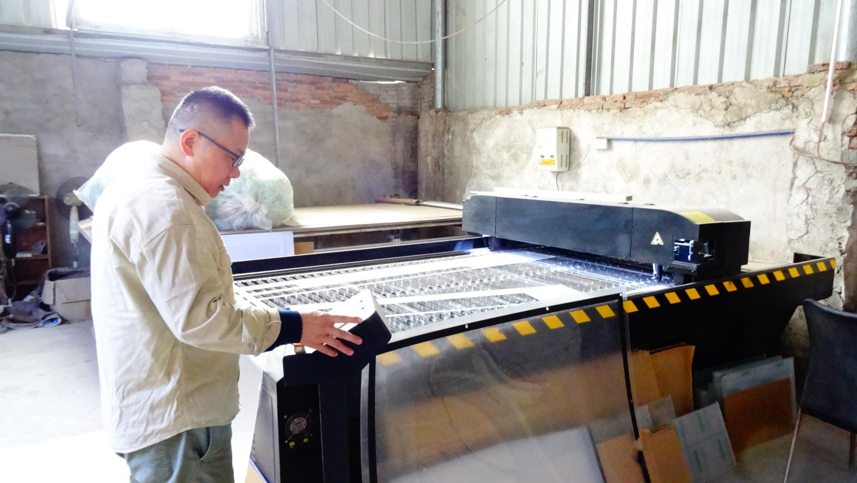Guangzhou Dream Walker Advertising Co., Ltd. Light Box