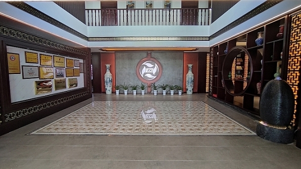 Ji'an Zhongxiang Natural Plants Co., Ltd. Pure Essential Oil