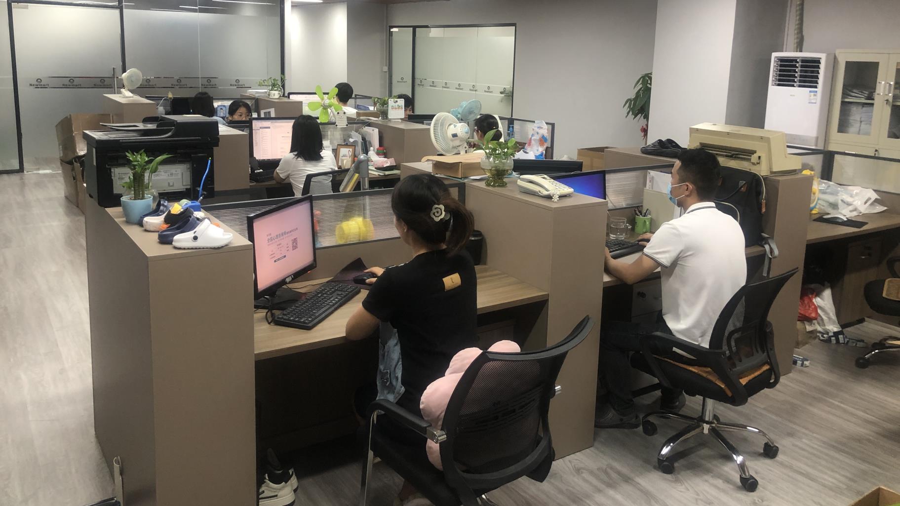 Quanzhou Newmart Imp & Exp Co., Ltd. EVA Clogs