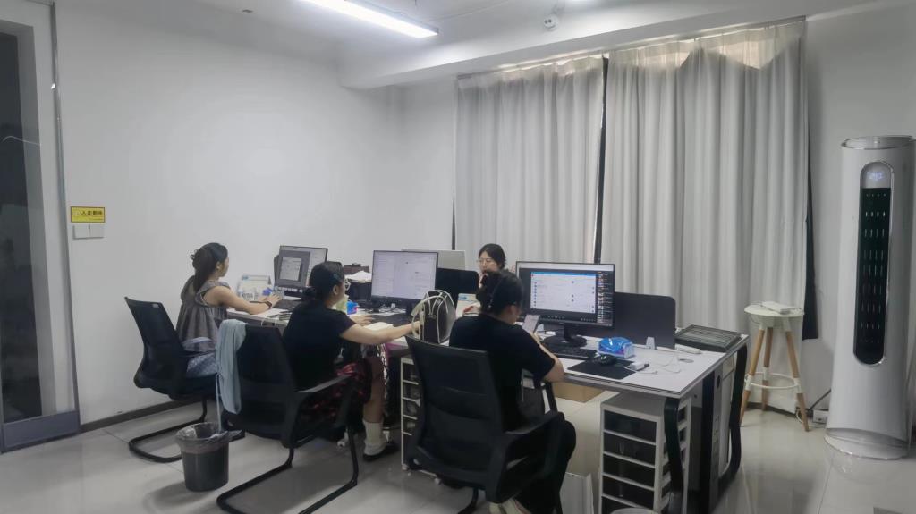 Yiwu Yihui Trading Co., Ltd. Feather Boas