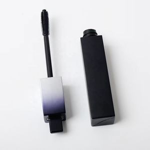 custom Non caking mascaras de halloween mascara tube Consolidate eyelashes Black eye black semi-finish mascara