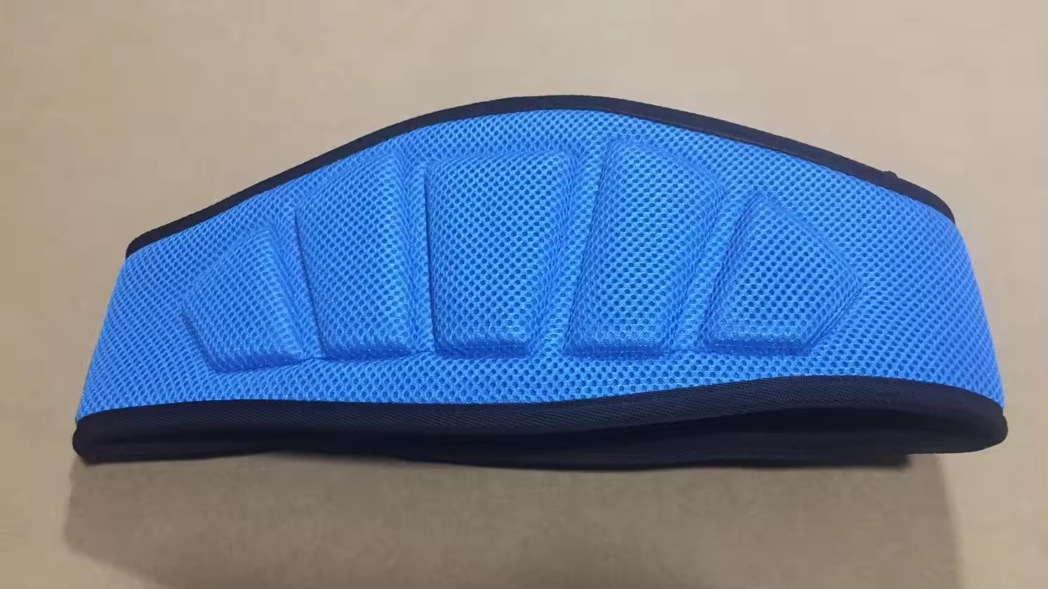 Huaian Maikaisi Outdoor Products Co., Ltd. Weight Lifting Gloves