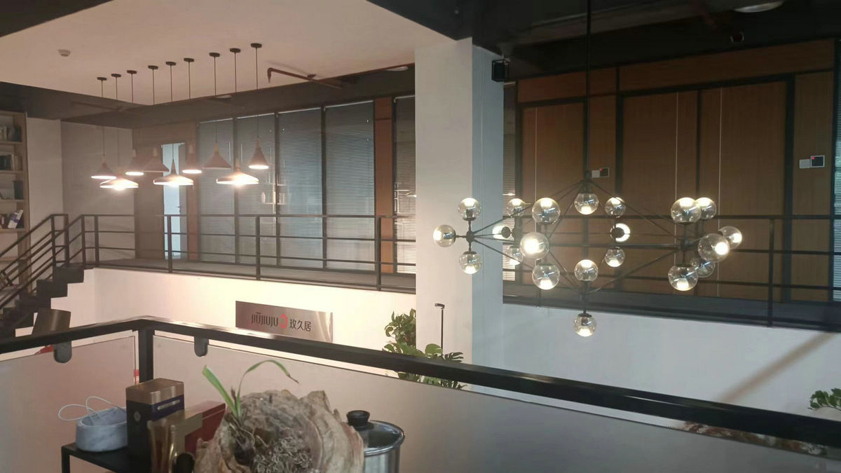 Guangzhou Jiujiuju Homeware Supplies Co., Ltd. Cutlery