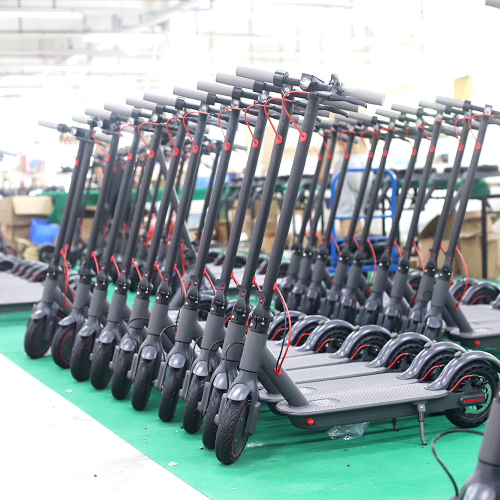 Shenzhen Yilianda Plastics Products Co., Ltd. Electric Scooters
